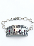 Hand-Pressed Wildflower Ruby-Red Gemstone Chain Bracelet